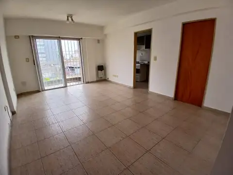Departamento en Alquiler en Morón Norte, $ 380.000