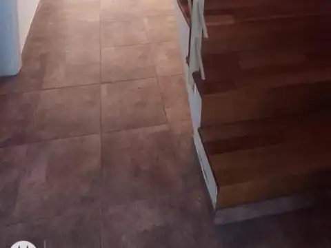 Casa 3 ambientes con 2 baños