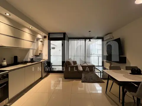 Mitre 300, Piso 2