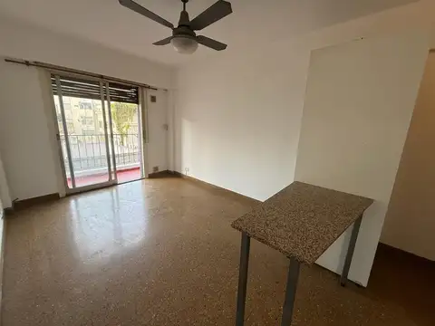 En Alquiler Departamento de 2 Ambientes cfte con Balcon Villa Urquiza