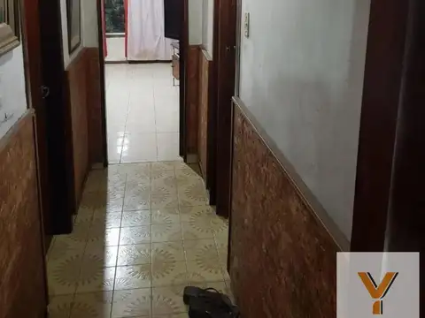 Crisólogo Larralde e/ Doctor Atilio Lavarello y Salta