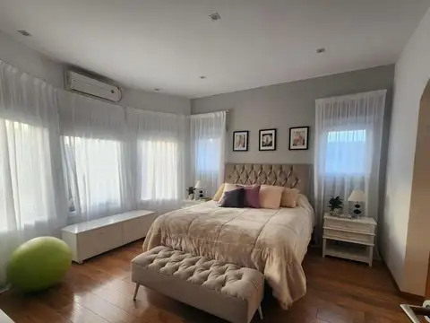 Casa en Venta en Santa Rita, USD 295.000