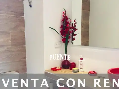 Casa en Alquiler con 1 cochera