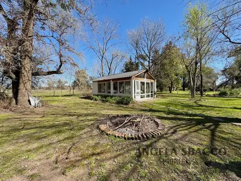 Casa 6 ambientes con 5 baños