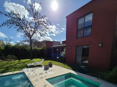Casa en Venta al Oeste
