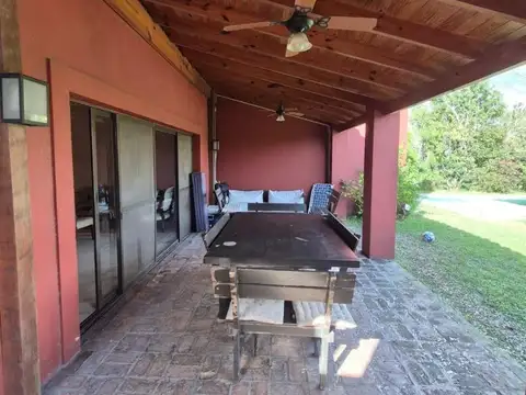 Casa 4 ambientes con 3 baños