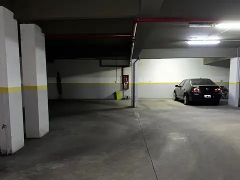 Alquiler - Cochera Cubierta - Caballito