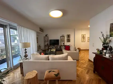 Parera y Quintana - Exc Piso 182 m2 con cochera - Recoleta