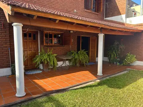 CASA EN SAN SALVADOR APTA CREDITO 3 DORMITORIOS