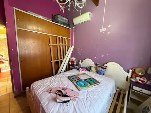Casa 4 Ambientes en ALQUILER Hurlingham Cochera