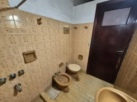 Depto Tipo Casa en Venta 50 años