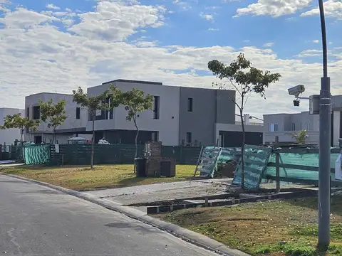 Terreno en Venta - Barrio Riberas - Puertos