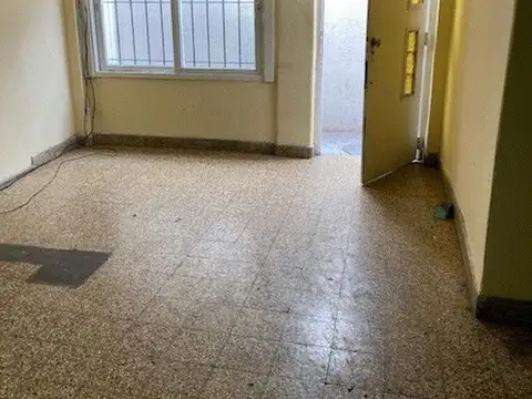 86-PELAGIO LUNA 1900, Piso PB