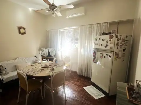 Departamento 5 ambientes con 2 baños