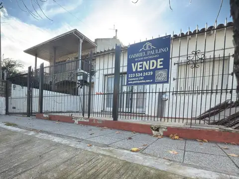 Casa 3 amb c/garage y playroom quincho 230 mts