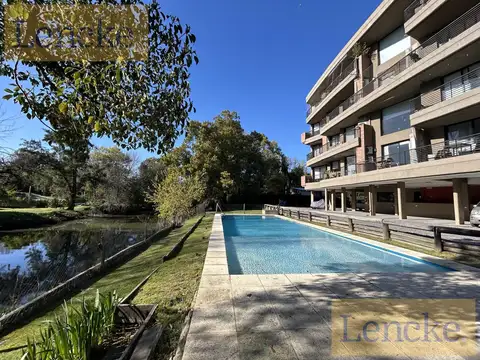 Departamento de 2 ambientes con cochera, terraza c/parrilla, edificio con amenities