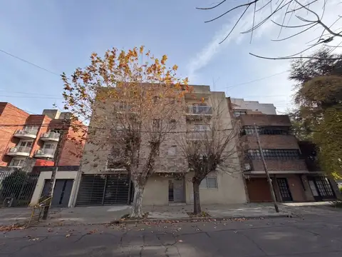 3 AMBIENTES | CASTRO, EMILIO, AVDA. al 100