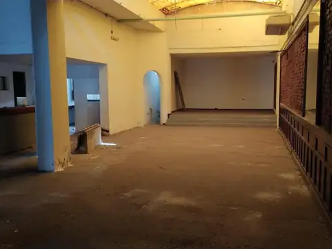 LOCAL COMERCIAL EN ALQUILER Bº CENTRO