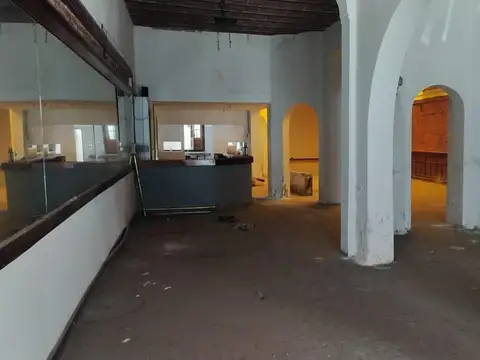 LOCAL COMERCIAL EN ALQUILER Bº CENTRO