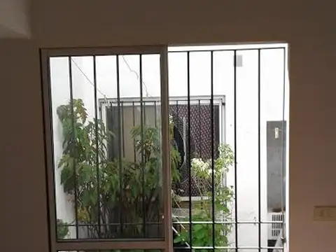 Depto Tipo Casa 2 ambientes con 1 baño