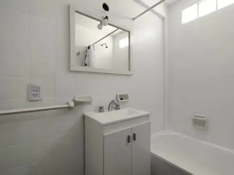 ALQUILER MONOAMIENTE COGHLAN LUMINOSO