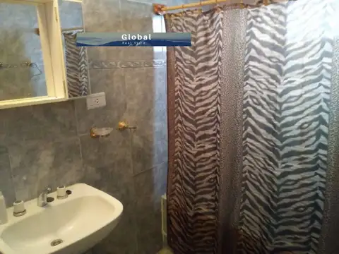 Casa en Venta en General Fernandez Oro, USD 140.000