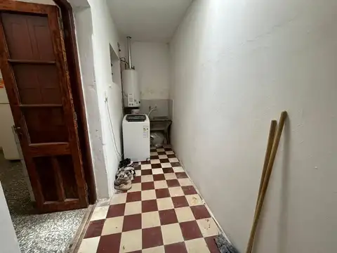 Depto Tipo Casa en Venta 46 años