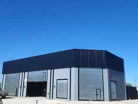 Locales a Estrenar en zona de mucha circulacion Belen de ESCOBAR