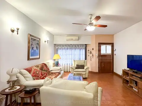 Casa en Venta en Olivos Uzal / Panamericana, USD 265.000