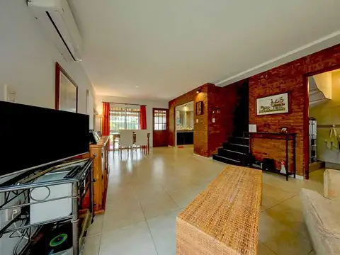 Casa en Venta en Funes, USD 260.000