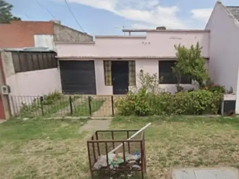 Casa a reciclar con excelente ubicación en Tolosa