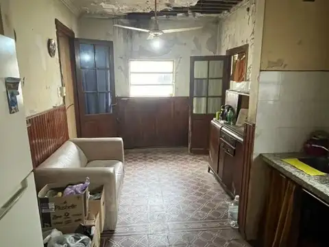 Casa a reciclar con excelente ubicación en Tolosa