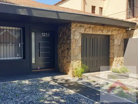 Carlos Pellegrini al 1200