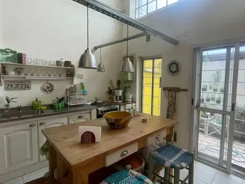 Depto Tipo Casa 3 ambientes con 2 baños