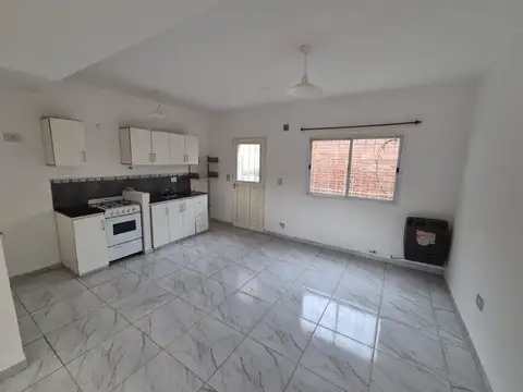Departamento en Alquiler en General Roca, $ 1.000.000