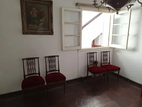 Depto Tipo Casa en Venta 56 años
