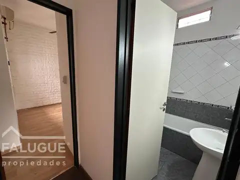 Departamento dos ambientes con balcón