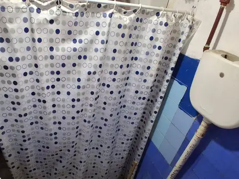 VENTA CASA 4 AMBIENTES EN MERLO