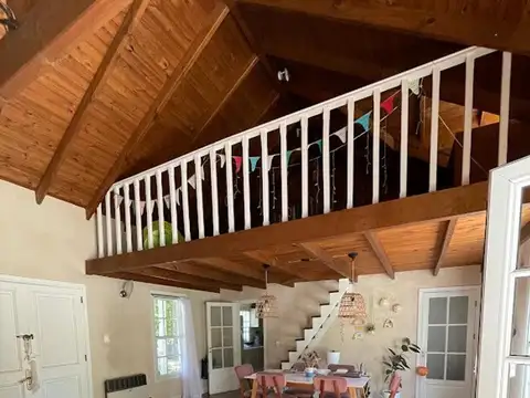 Casa 4 ambientes con 3 baños