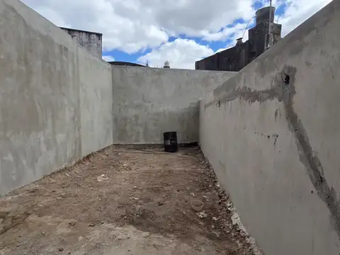 DUPLEX A ESTRENAR 4 AMBIENTES CON JARDIN- CARAPACHAY
