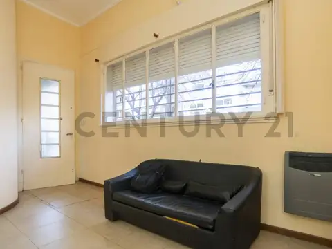 5 entre 60 y 61 1300, Piso 0