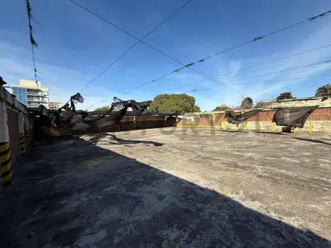 Avenida Rivadavia 21686 , Piso 0