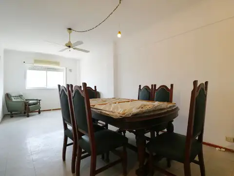 VENTA DEPARTAMENTO 4 AMBIENTES AL FRENTE MATADEROS