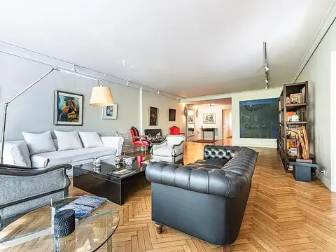 Departamento en Venta de 6 ambientes