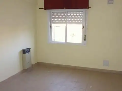 Depto Tipo Casa en Alquiler de 1 dormitorio