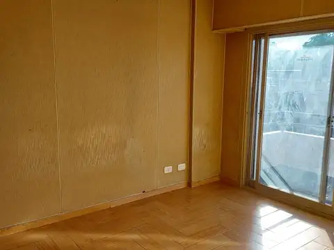 Depto Tipo Casa en Alquiler en Flores, USD 890.000