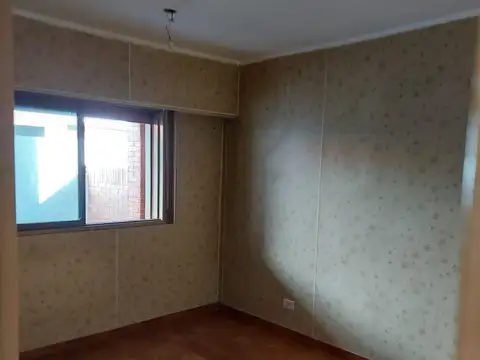 Avelino Diaz 2400, Piso 1