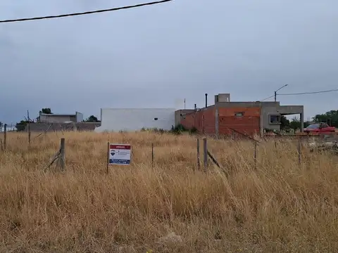 Lote de 14.8x38 mts - Barrio 17 de mayo