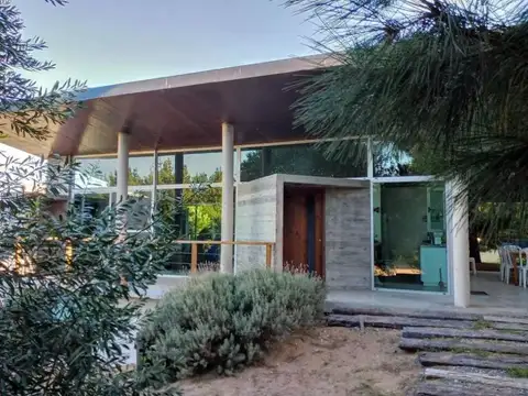 Casa en Venta en Pinamar, USD 285.000