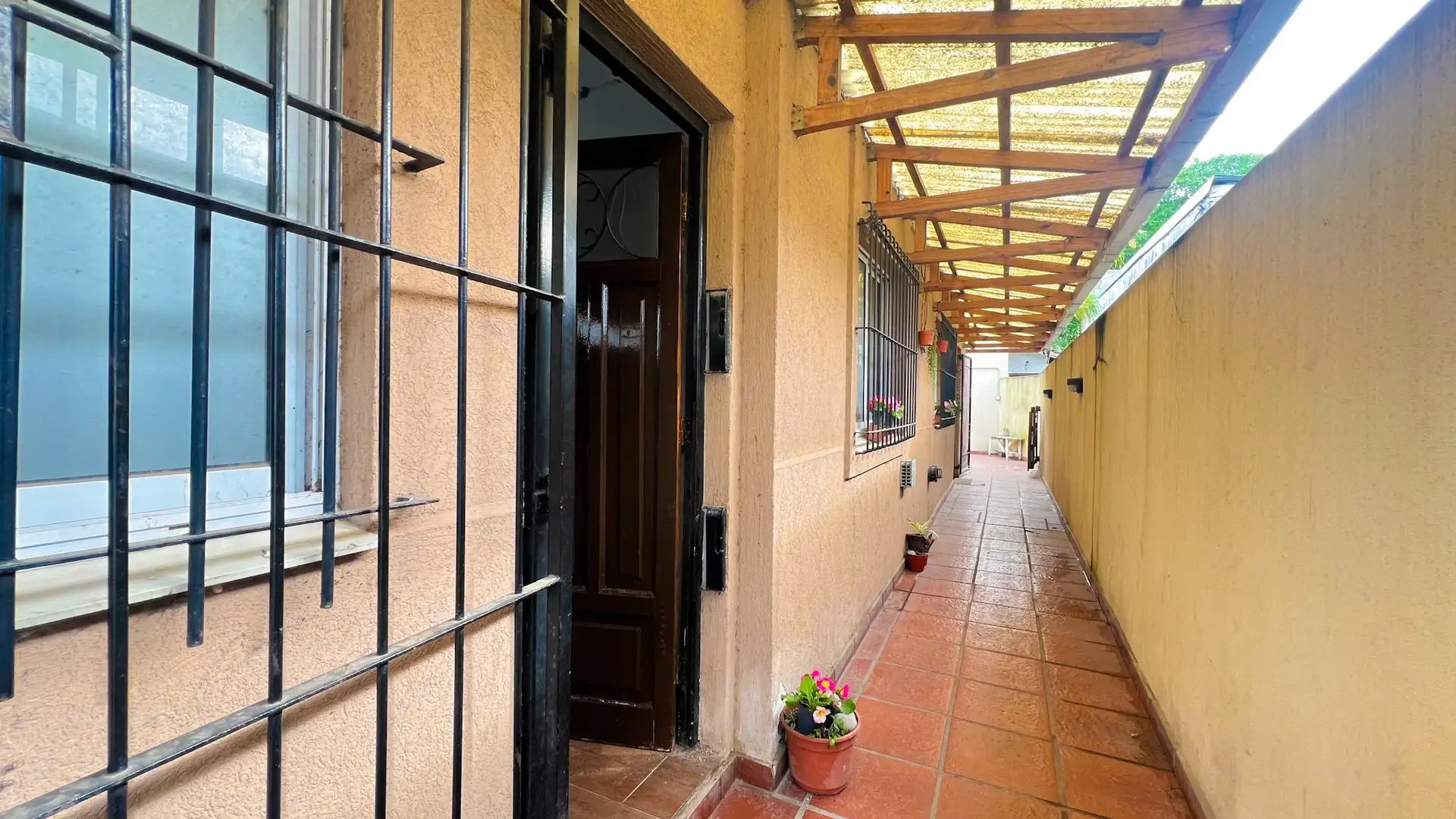 VENTA PH 3 AMBIENTES AL FRENTE CON GARAGE